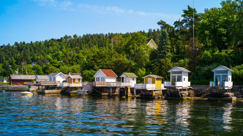 waterside homes in Oslo Fjord